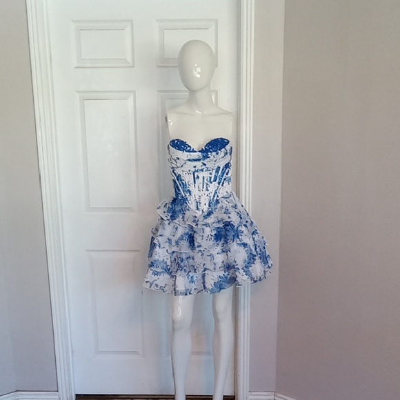 Nwt Stacees Size 4 Homecoming Dress - Picture 1 of 8